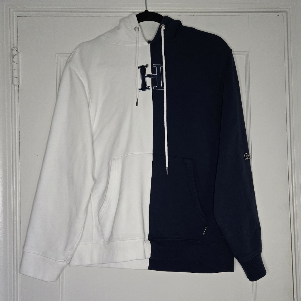 Hype And Vice Penn State 'Happy Valley' Two-Toned Hoodie - Women's XL